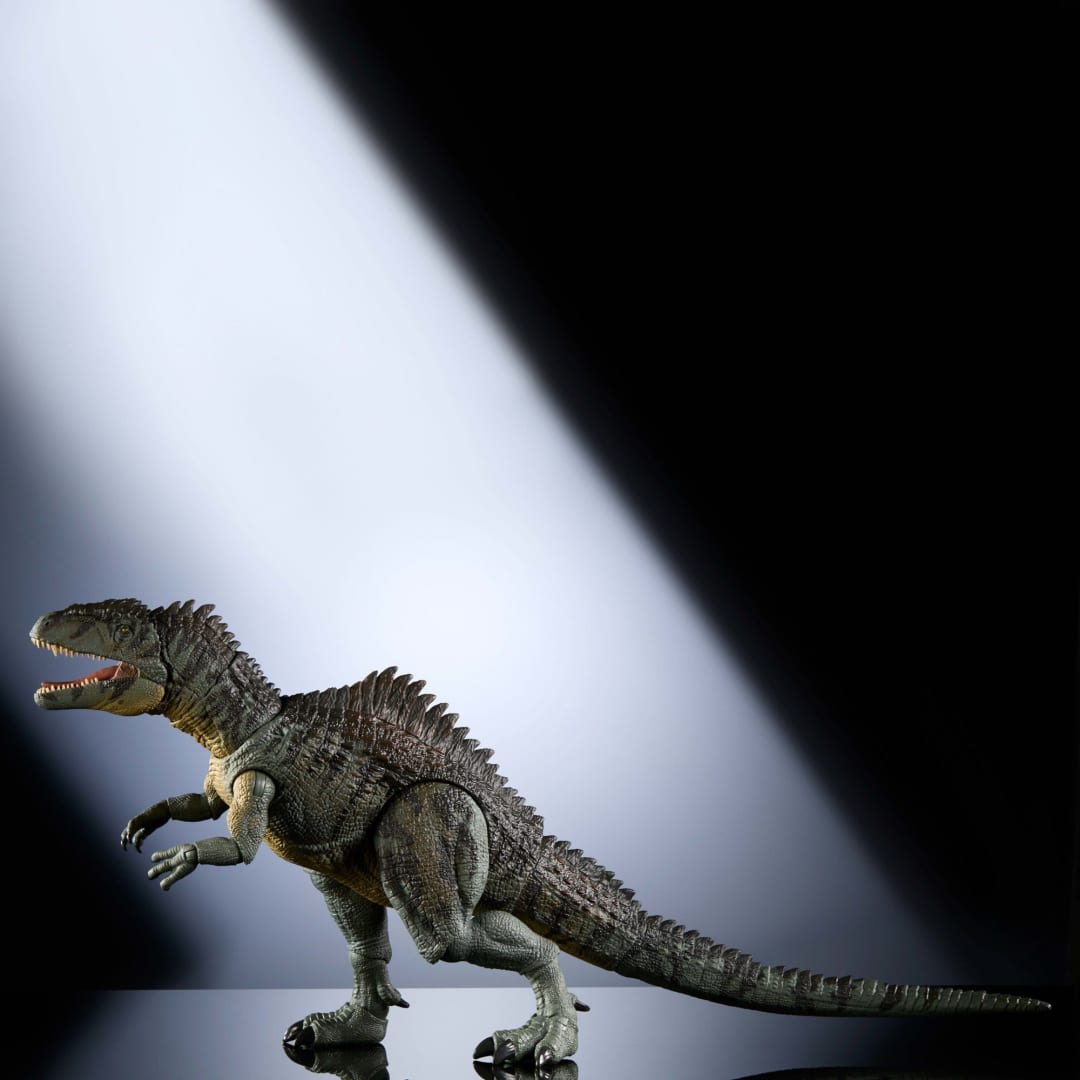 Jurassic World Dominion Hammond Collection Giganotosaurus Dinosaur Figure