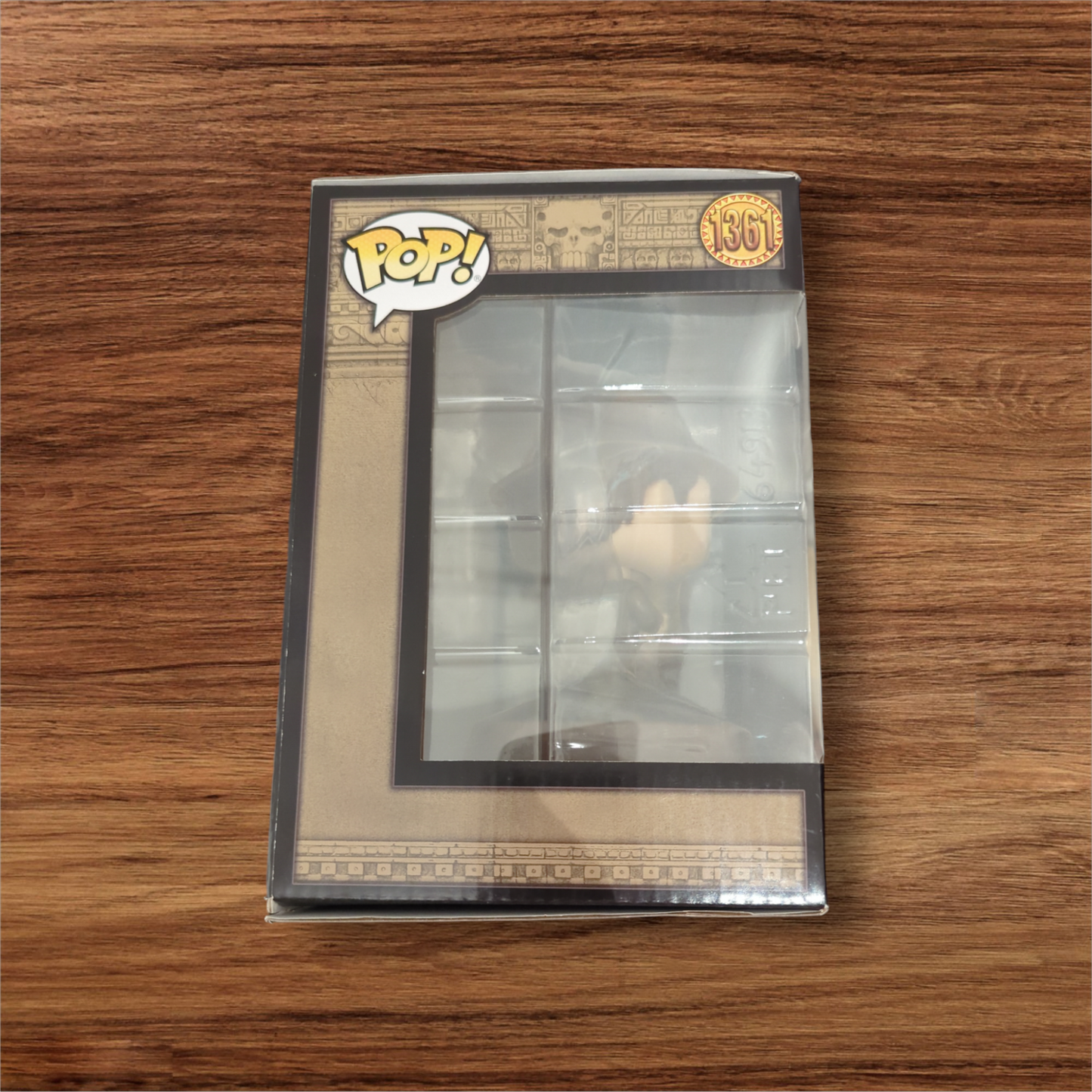 Funko Pop Deluxe Indiana Jones Light Up Funko Shop Exclusive # 1361